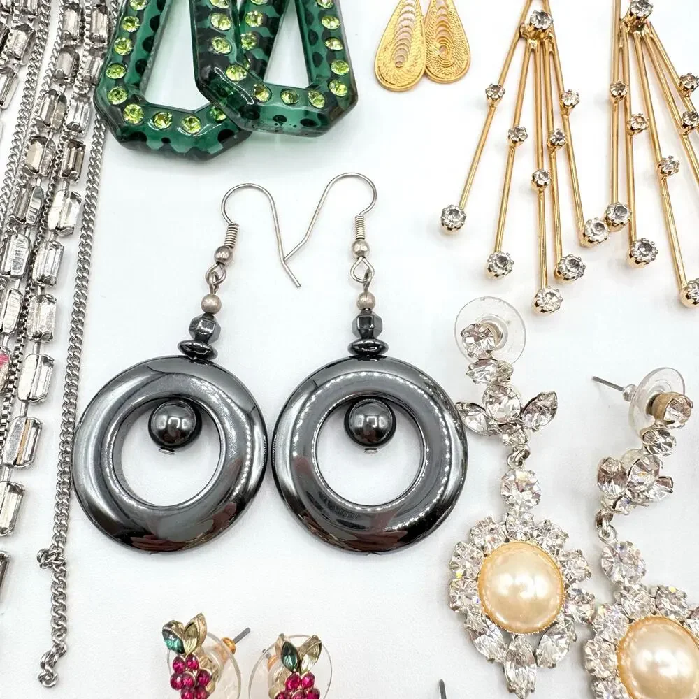 20 Pair Pierced Costume Jewelry Earring Lot Mixed Styles Vintage To Now Reseller